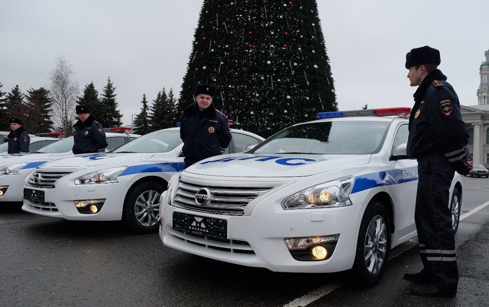 Крутой дпс. Ниссан Теана ДПС. Автомобиль ДПС. Дорогие машины ДПС. Автомобили полиции России.